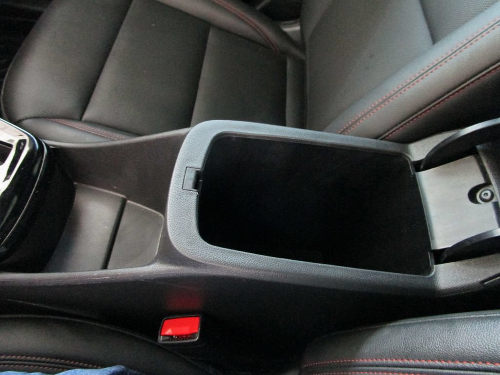 Used 2025 Chevrolet Trax RS w/ Sunroof Package FWD image 33
