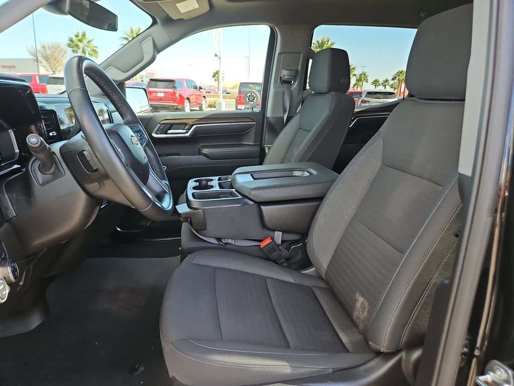 Used 2025 Chevrolet Silverado 1500 LT image 13