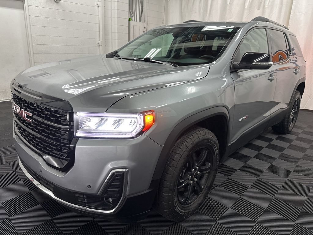 Used 2023 GMC Acadia AT4 w/ Trailering Package AWD/4WD image 3