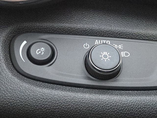 New 2026 Chevrolet Trax RS w/ Driver Confidence Package image 14