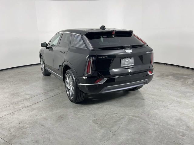 Used 2025 Cadillac Optiq Luxury 1 AWD/4WD image 6