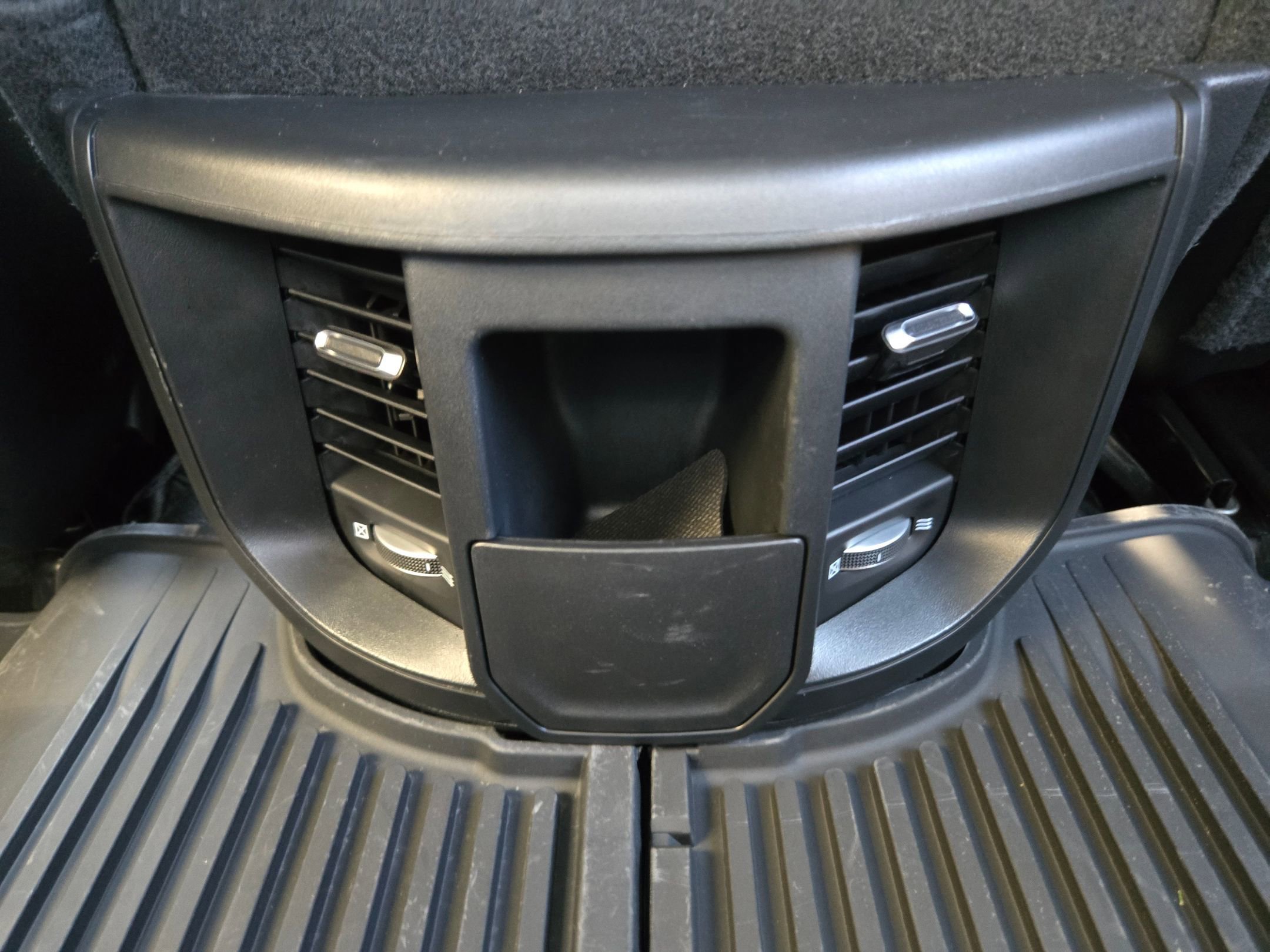 Used 2024 RAM 3500 Tradesman w/ Protection Group image 36