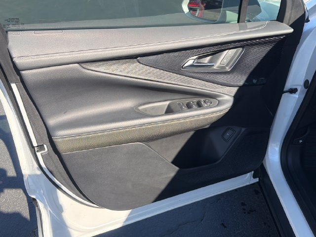Certified 2024 Chevrolet Blazer EV LT AWD/4WD image 10
