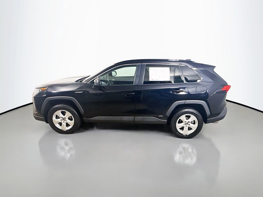 Certified 2021 Toyota RAV4 LE image 4