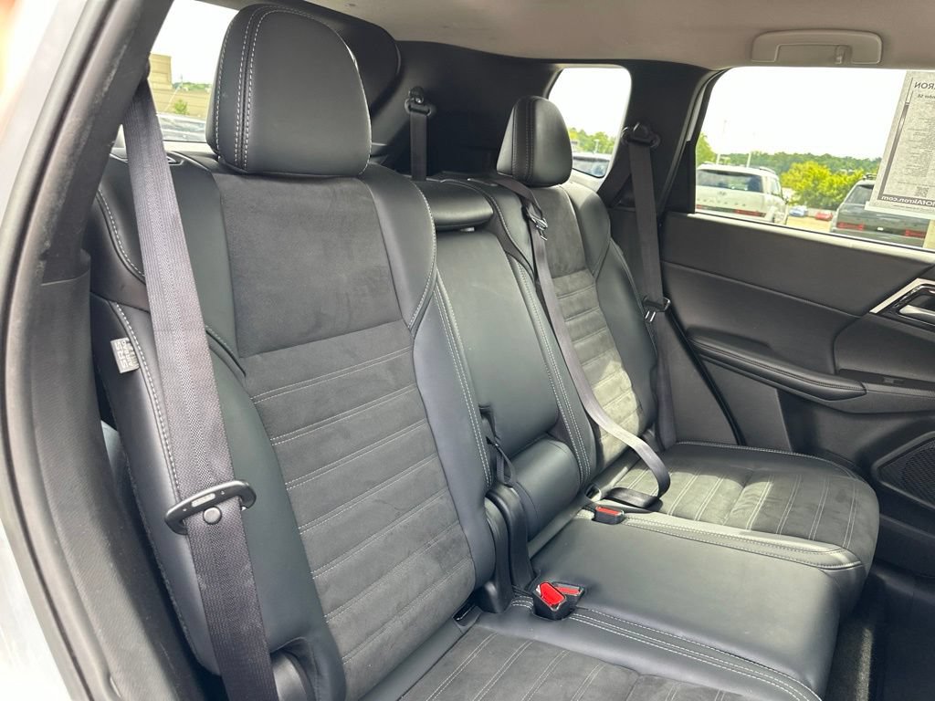 Used 2025 Mitsubishi Outlander SE AWD/4WD image 30