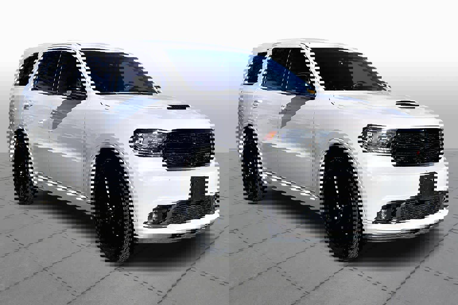 Used 2018 Dodge Durango GT w/ Blacktop Package image 2