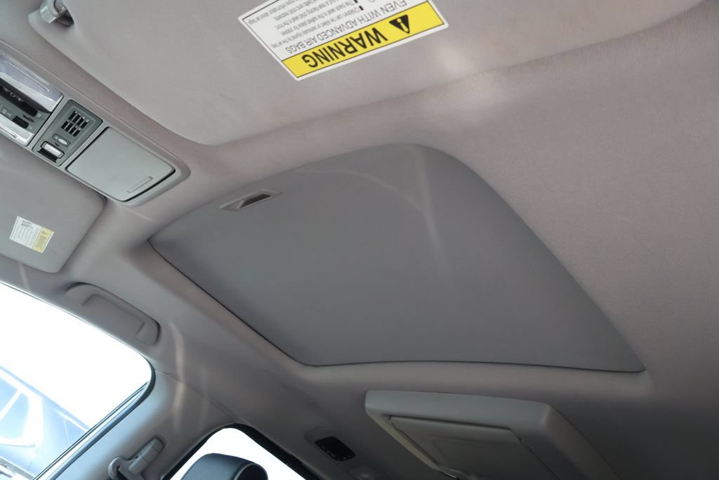 Used 2021 Honda Odyssey Elite image 10
