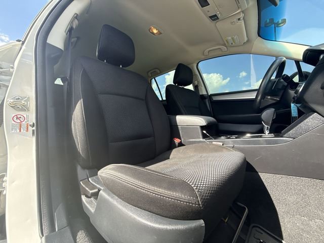 Used 2017 Subaru Outback 2.5i AWD/4WD image 23