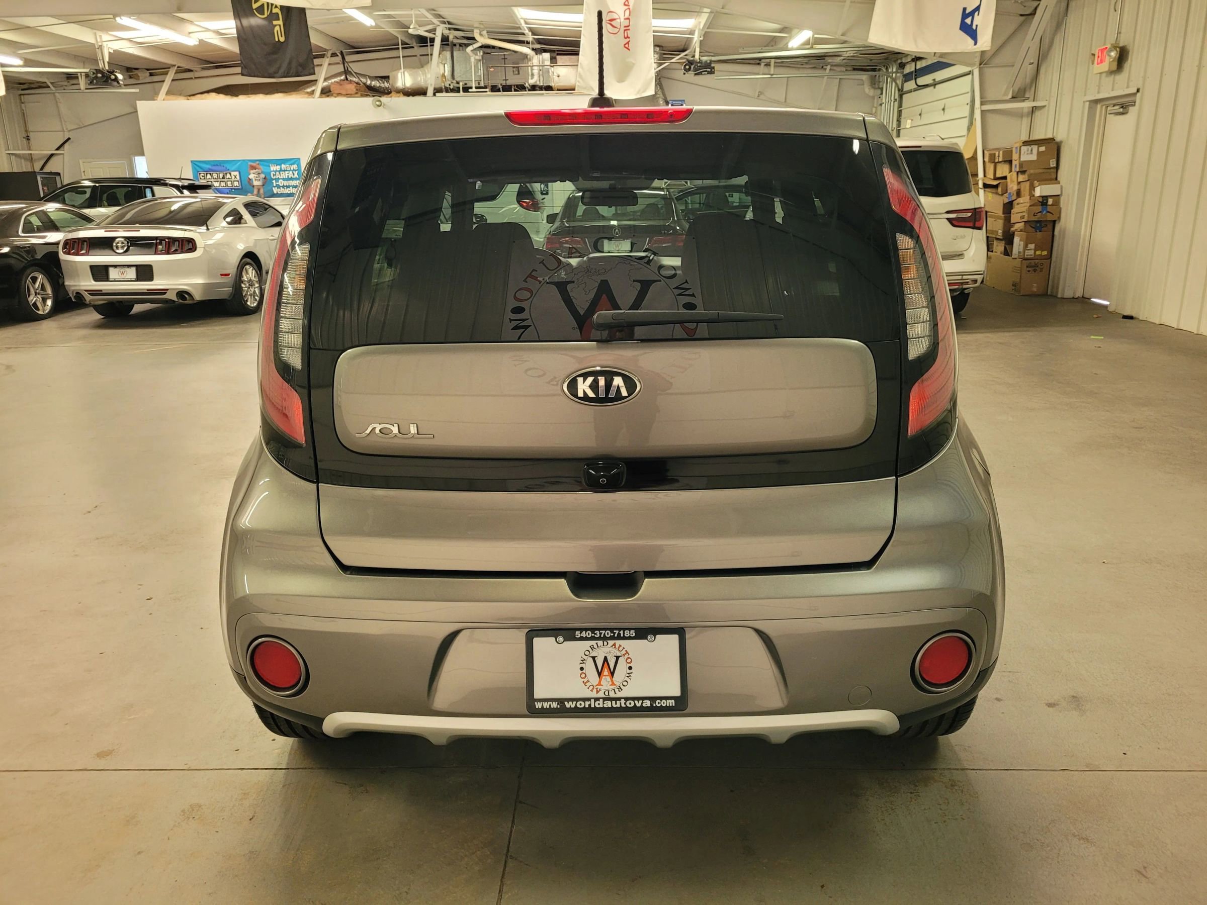 Used 2018 Kia Soul + image 6