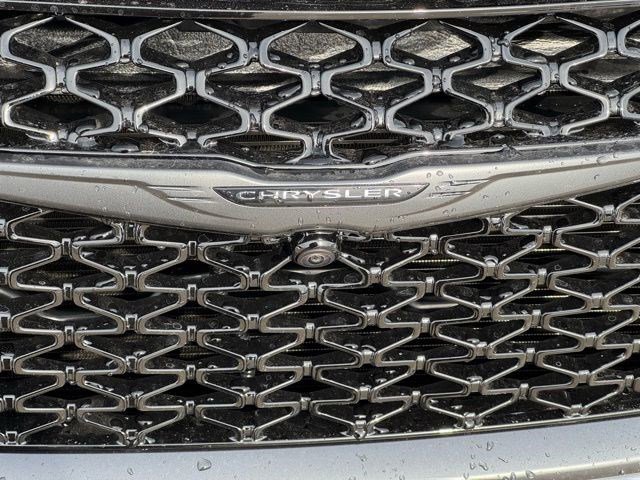 New 2026 Chrysler Pacifica Limited w/ S Appearance Package image 54