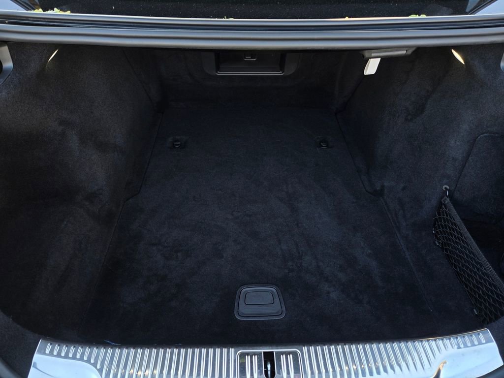 Used 2022 Mercedes-Benz S 580 4MATIC Sedan w/ AMG Line Package image 38