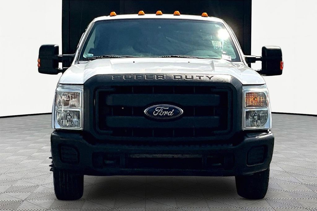 Used 2015 Ford F350 XL w/ Power Equipment Group image 2