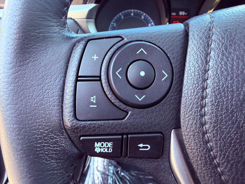 Used 2016 Toyota Corolla S FWD image 13
