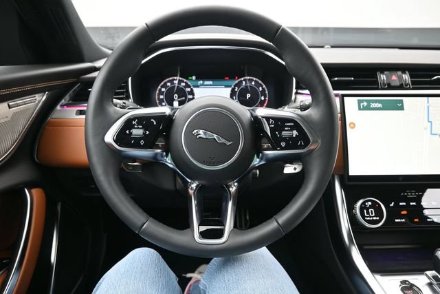 Used 2024 Jaguar XF R-Dynamic SE AWD/4WD image 23