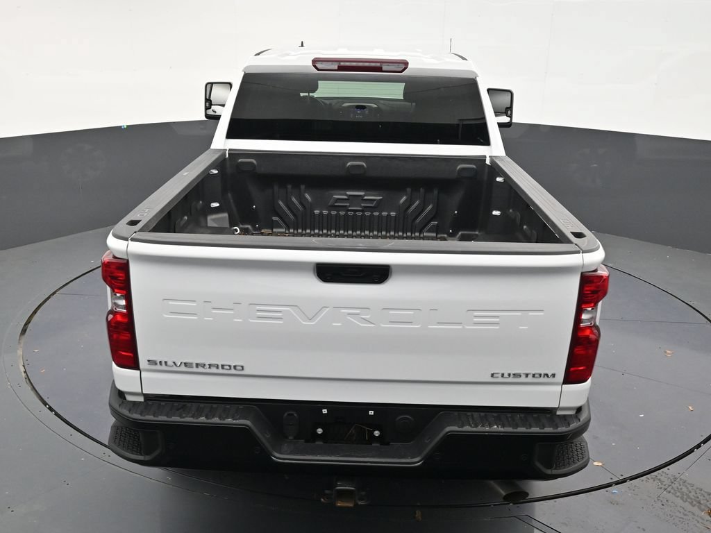 Used 2025 Chevrolet Silverado 2500 Custom w/ Custom Value Package AWD/4WD image 14