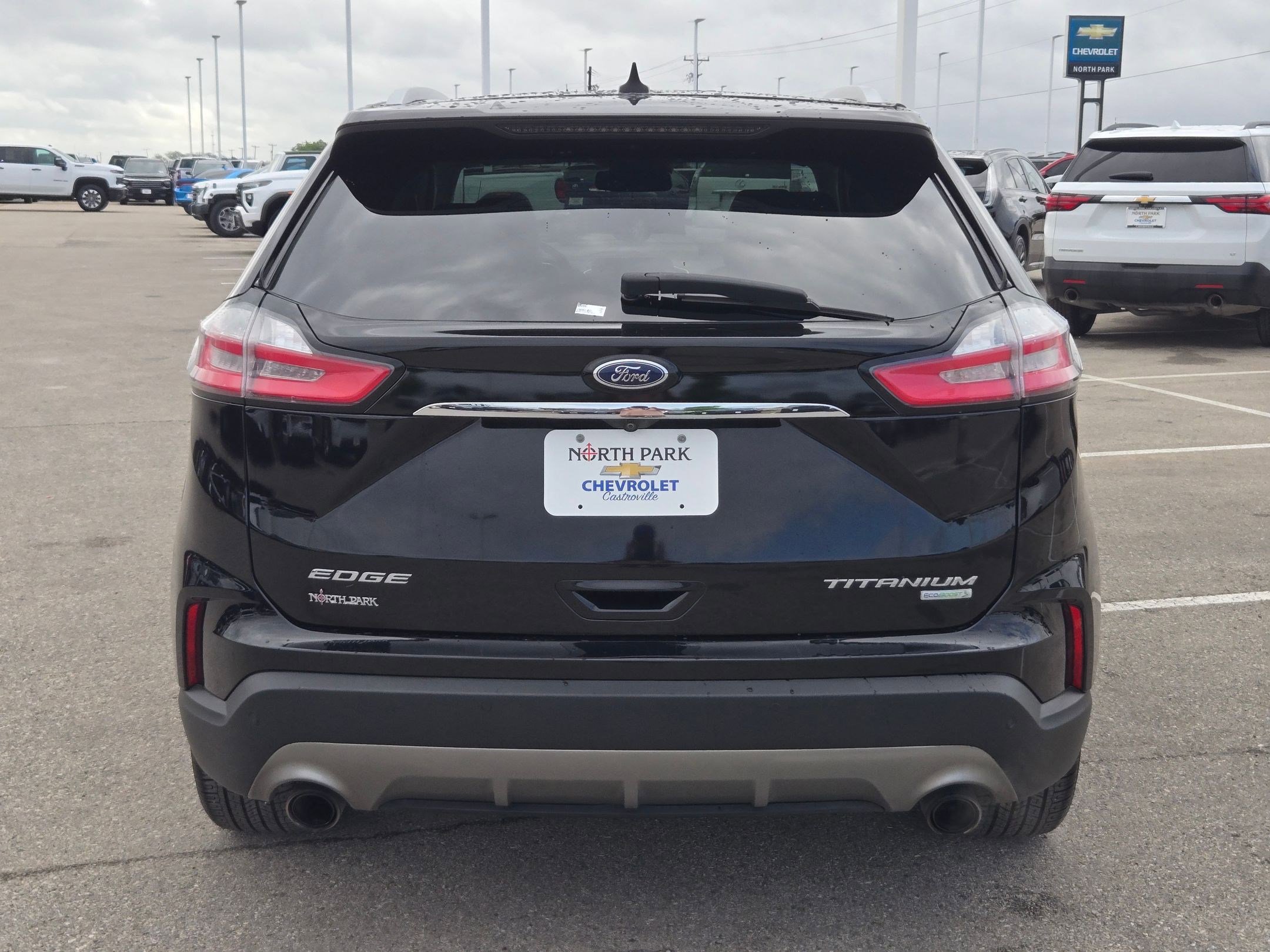 Used 2020 Ford Edge Titanium image 4