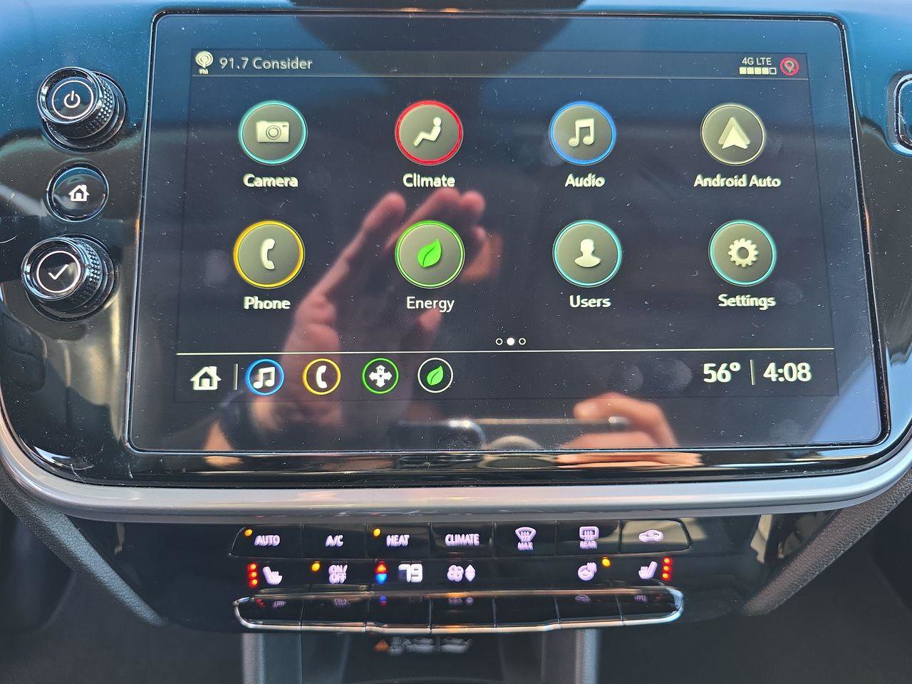 Used 2023 Chevrolet Bolt LT w/ Infotainment Package image 9