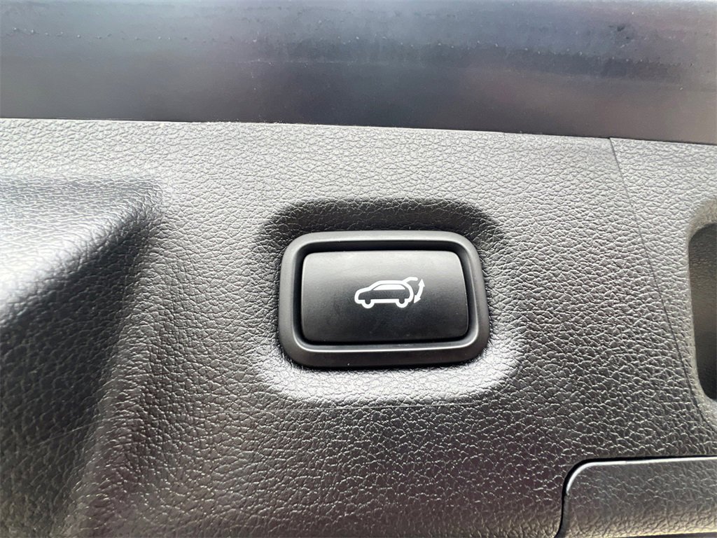 Used 2023 Hyundai Santa Fe SEL image 34