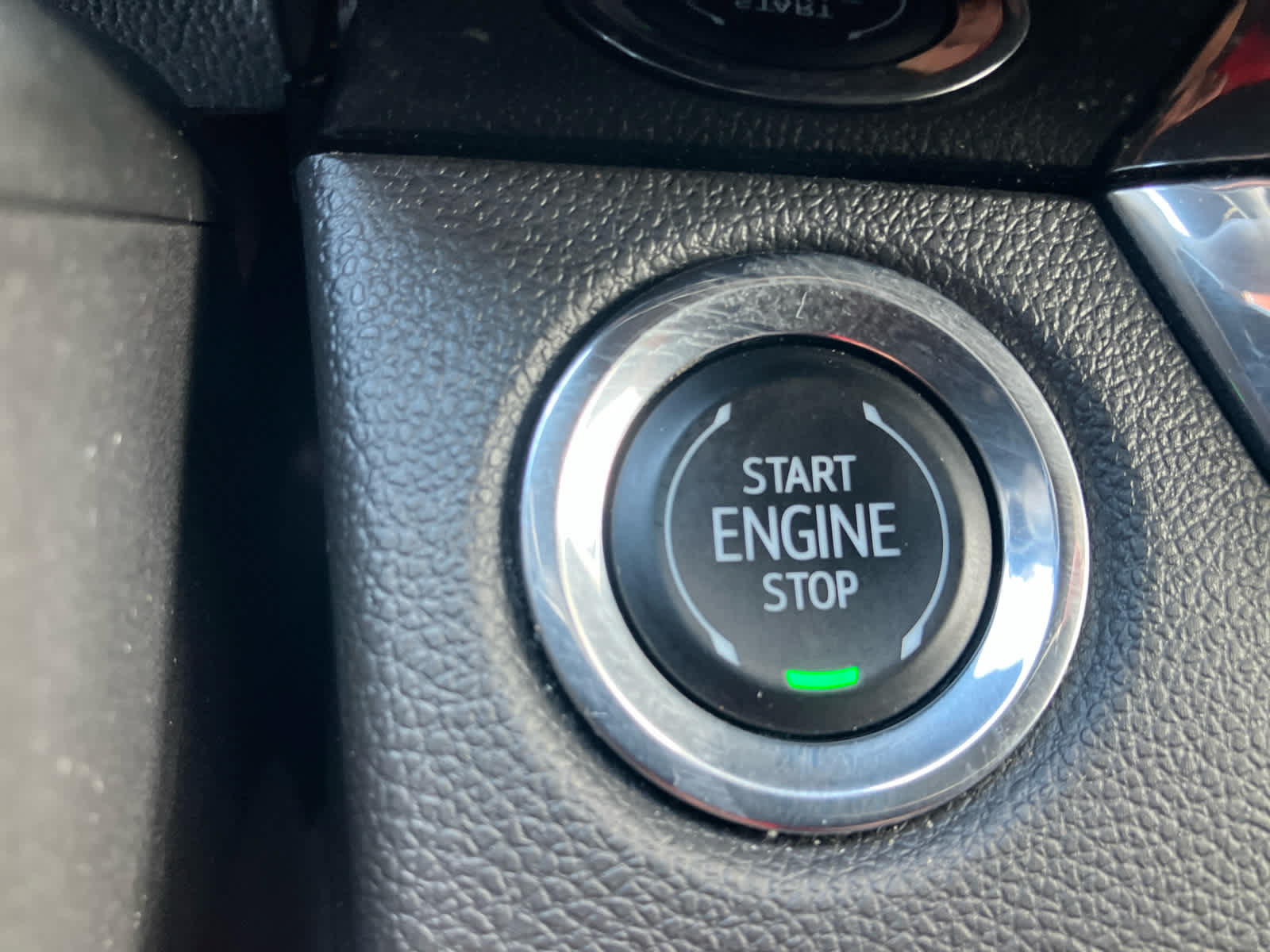Used 2024 Buick Envista Sport Touring w/ Convenience I Package FWD image 23