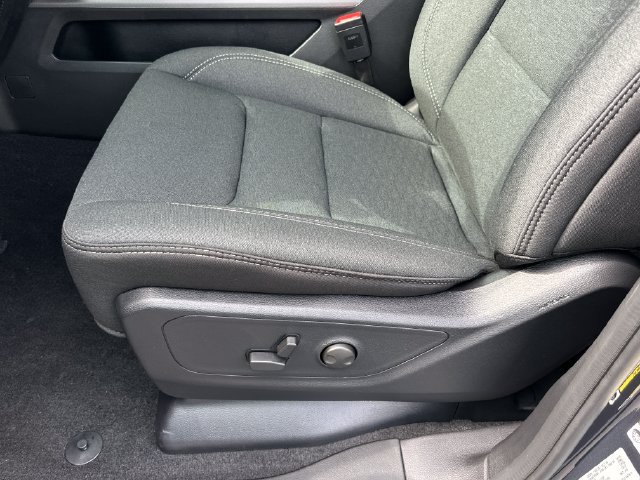 New 2027 RAM 1500 4x4 Crew Cab image 12