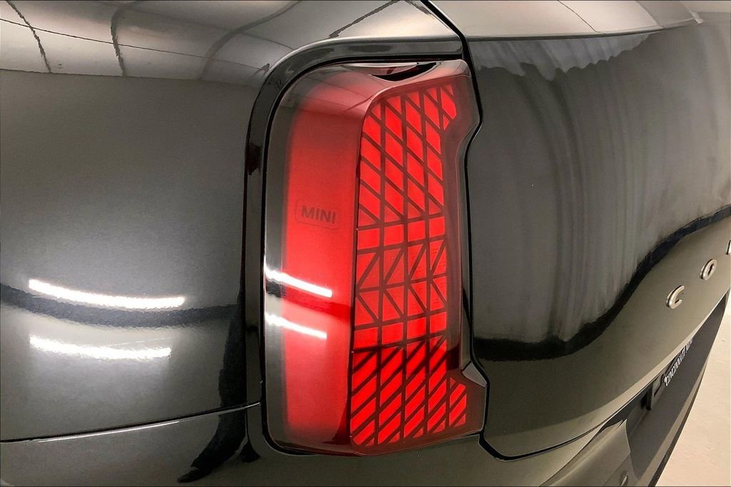 Certified 2025 MINI Cooper Countryman S image 28