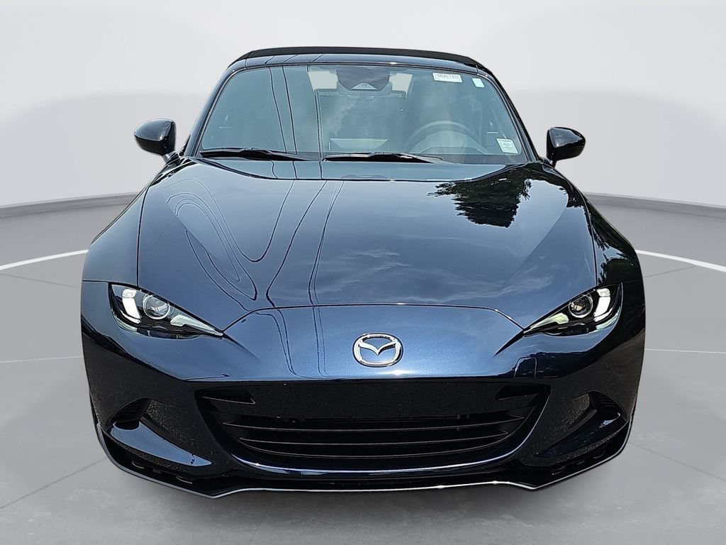 New 2026 MAZDA MX-5 Miata Club w/ Interior Package RWD image 2