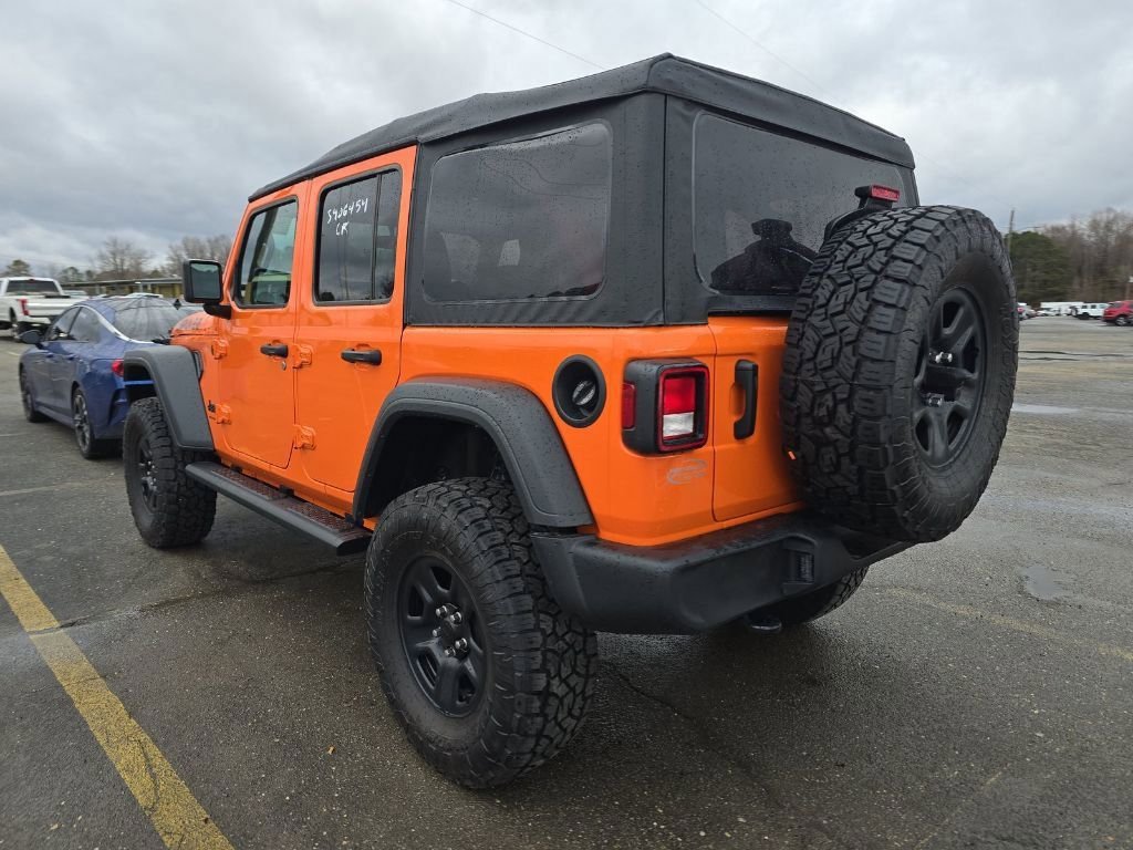 Used 2025 Jeep Wrangler Sport image 18
