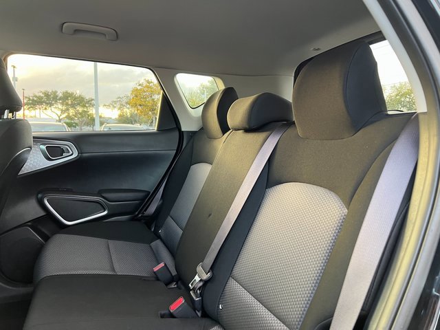 Certified 2024 Kia Soul LX w/ Option Group 015 image 27