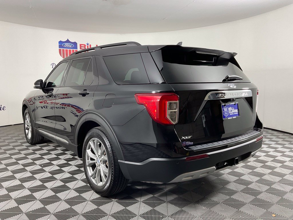 Used 2023 Ford Explorer XLT w/ Equipment Group 202A RWD image 5