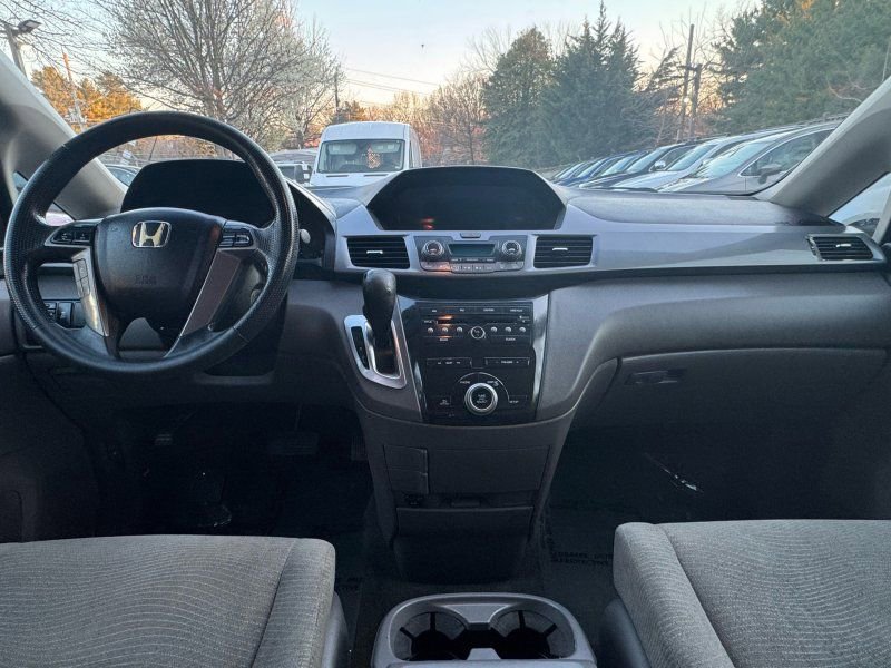 Used 2013 Honda Odyssey EX image 13
