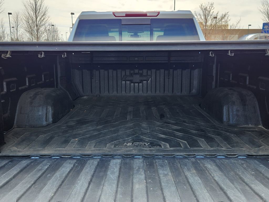 Used 2020 Chevrolet Silverado 1500 LT Trail Boss image 11