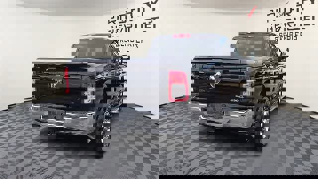 Used 2024 RAM 2500 Big Horn w/ Bed Utility Group image 8