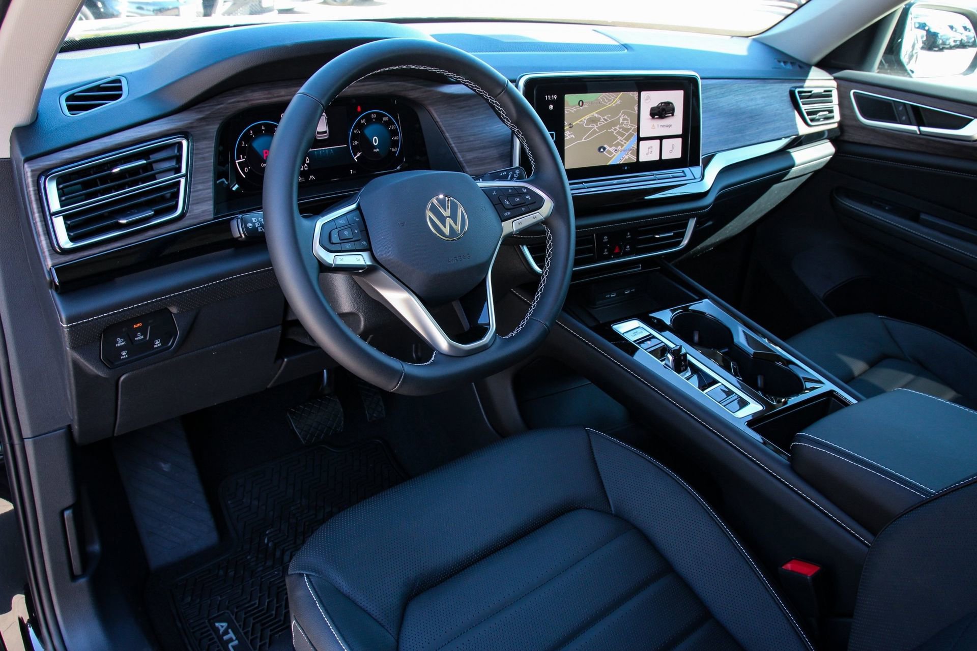 New 2026 Volkswagen Atlas SEL AWD/4WD image 9
