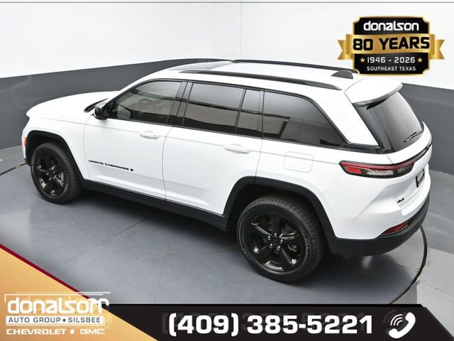 Used 2023 Jeep Grand Cherokee Altitude image 18