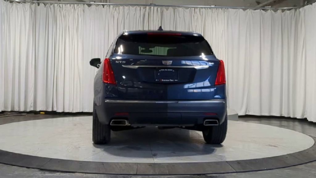 Used 2019 Cadillac XT5 Base image 9