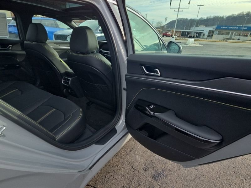 New 2026 Kia K5 GT w/ GT1 Package FWD image 16