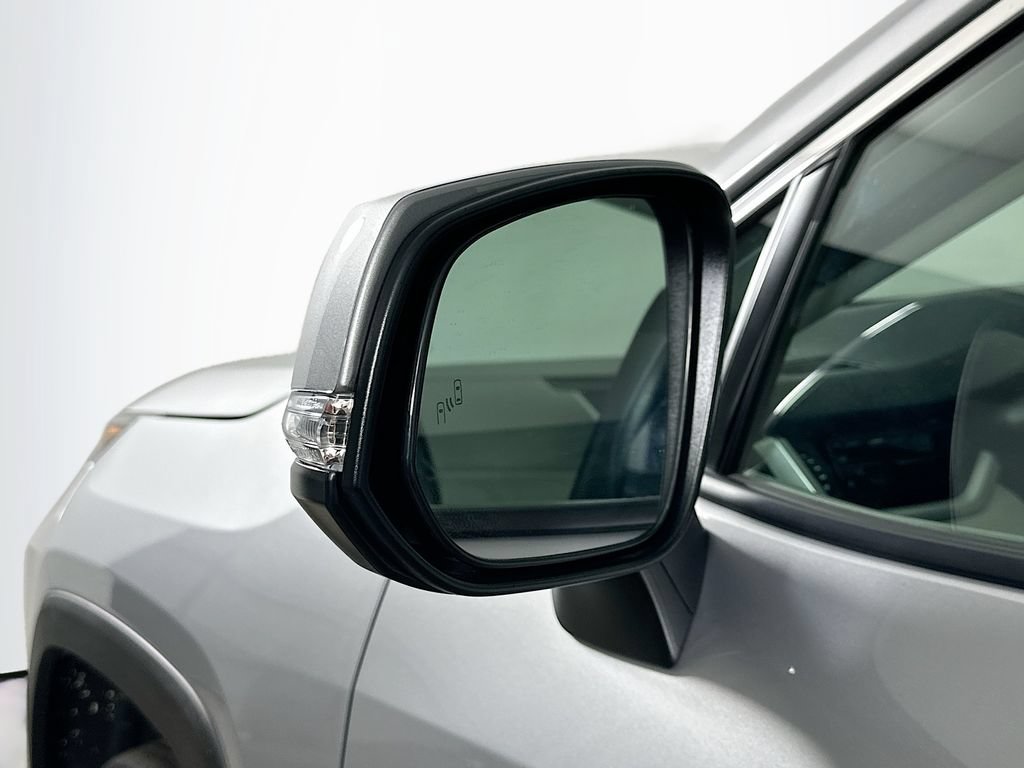 Used 2025 Toyota RAV4 XLE w/ Convenience Package FWD image 35