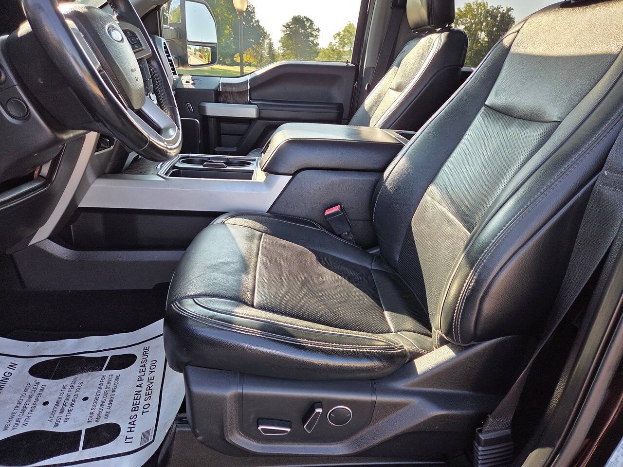 Used 2019 Ford F250 Lariat w/ Lariat Ultimate Package AWD/4WD image 8