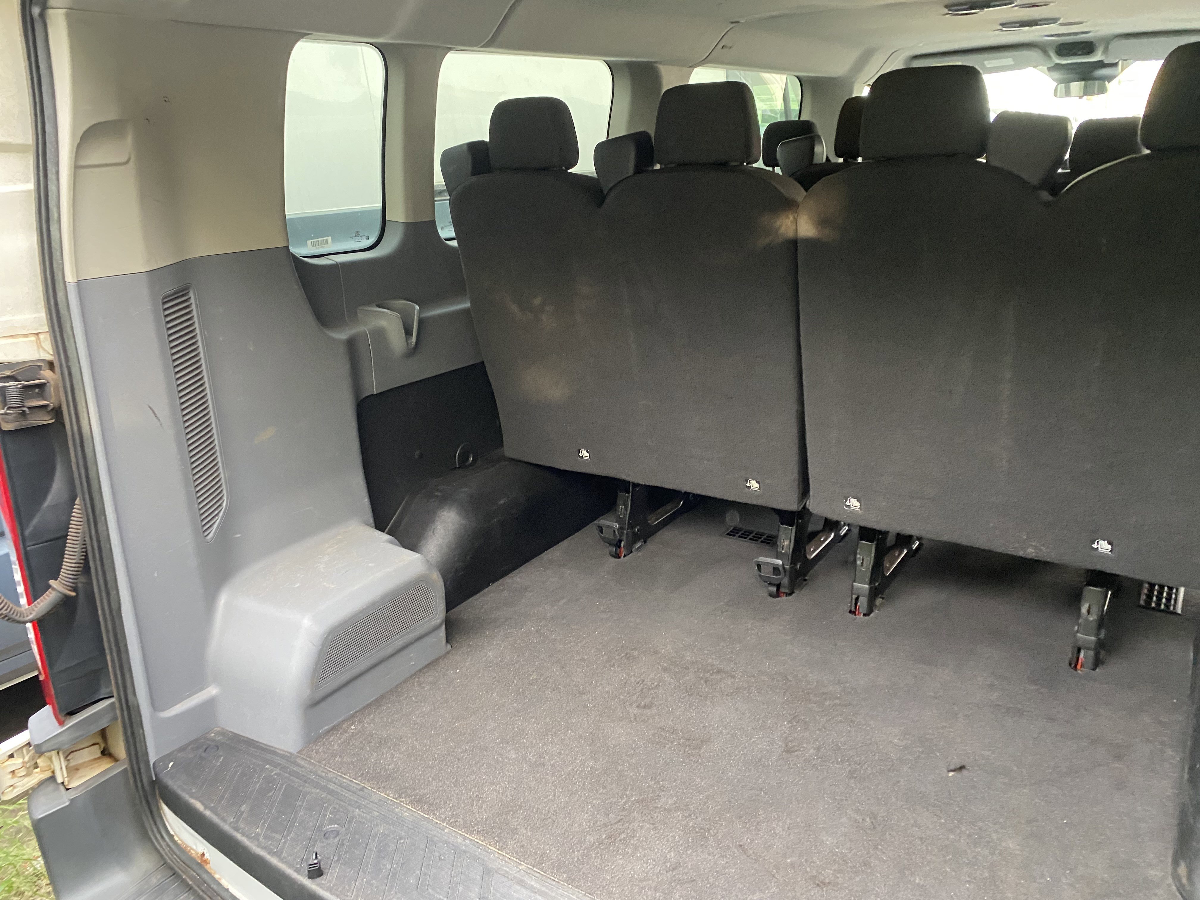 Used 2017 Ford Transit 350 XLT image 18