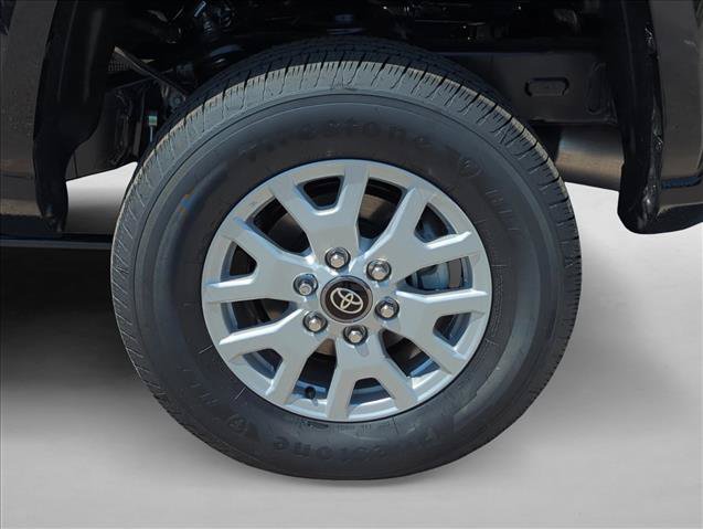 Certified 2026 Toyota Tacoma SR5 AWD/4WD image 9