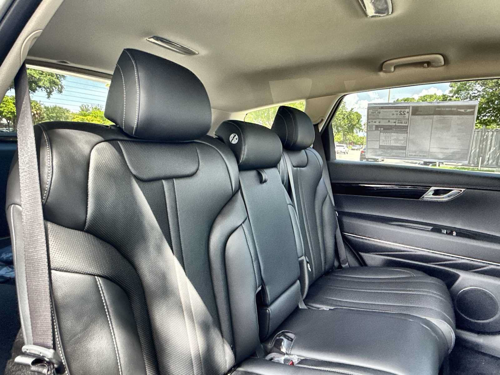 New 2026 Genesis GV80 2.5T RWD image 26