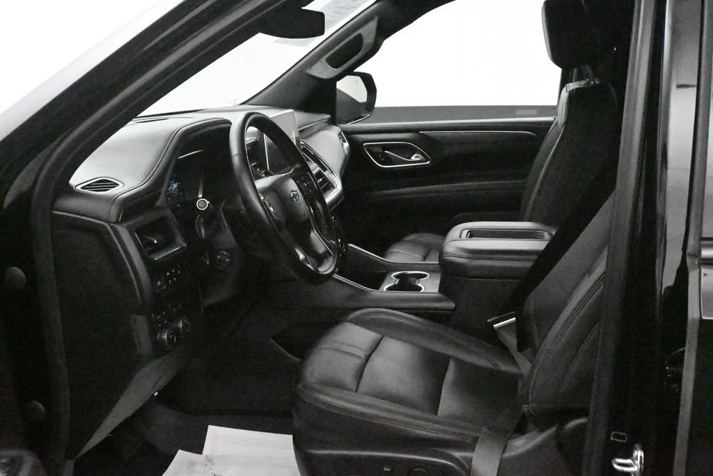 Used 2023 Chevrolet Suburban RST w/ Luxury Package AWD/4WD image 10