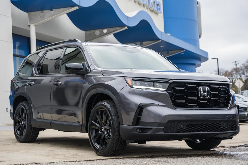 New 2025 Honda Pilot Black Edition