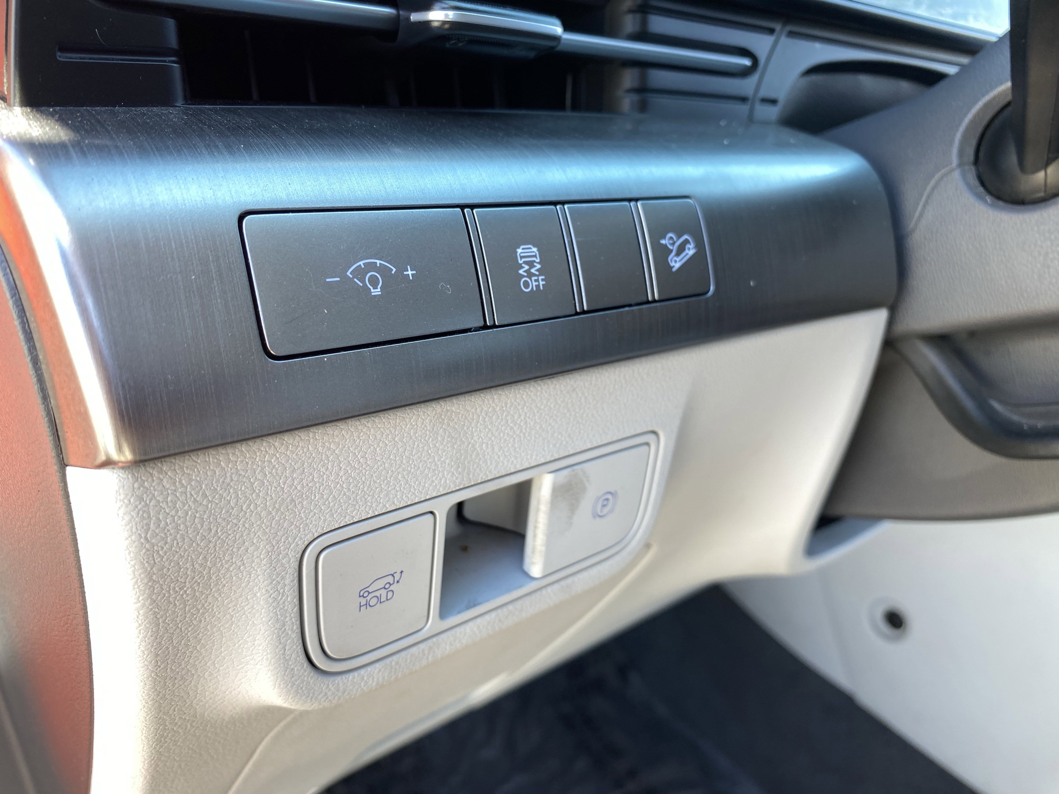 Certified 2024 Hyundai Kona Limited AWD/4WD image 20