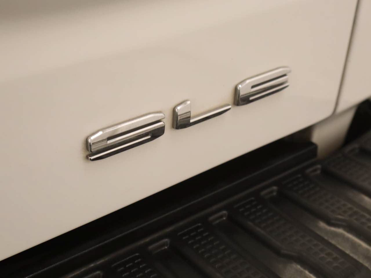 Used 2019 GMC Sierra 1500 SLE w/ SLE Value Package AWD/4WD image 21