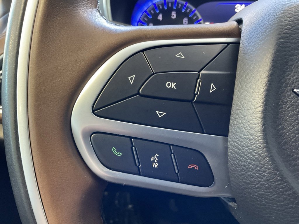 Used 2018 Chrysler Pacifica Limited w/ Advanced Safetytec Group image 12