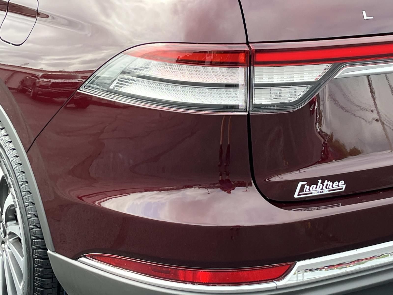 Used 2022 Lincoln Aviator Reserve w/ Elements Package Plus AWD/4WD image 5