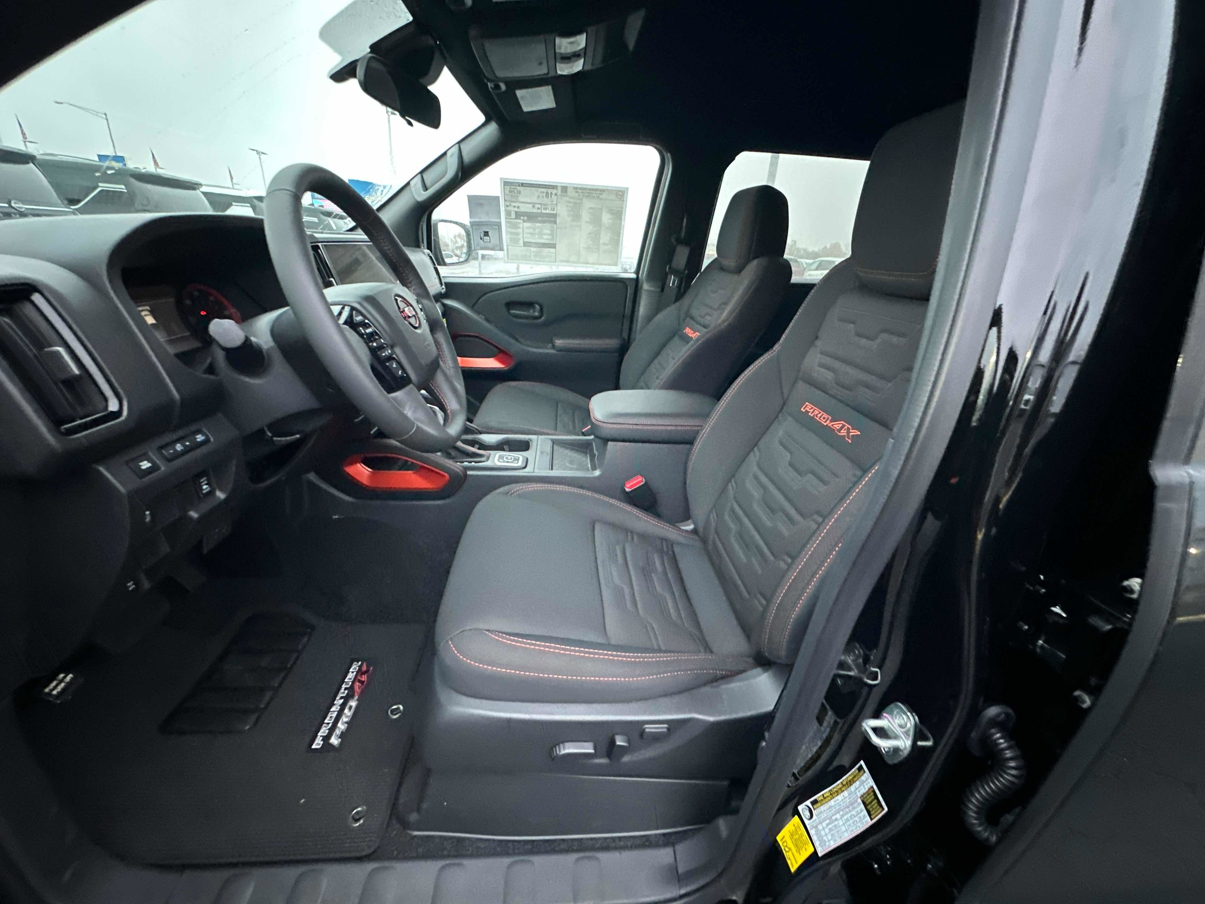New 2026 Nissan Frontier PRO-4X w/ Pro-4x Convenience Package image 24