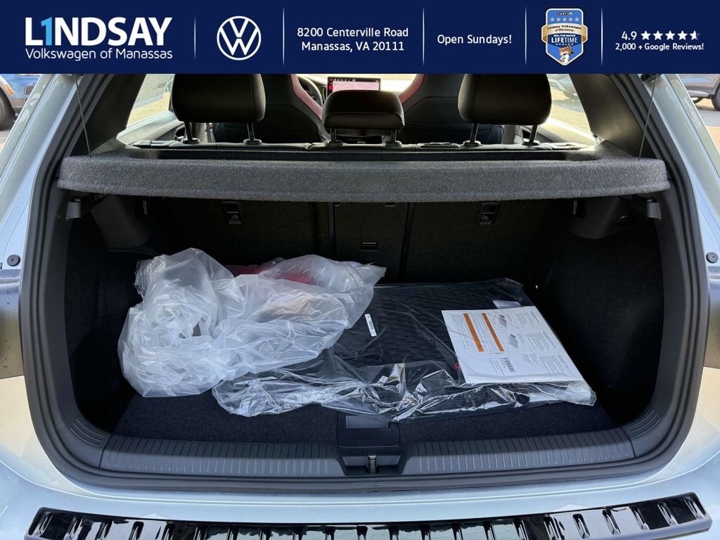 New 2025 Volkswagen GTI SE image 10