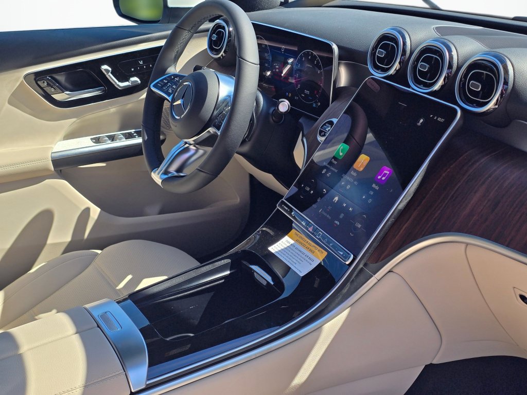 New 2027 Mercedes-Benz GLC 300 4MATIC image 25
